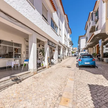 Guestready - Classic 'portuguese'-style In Sunny Apartment