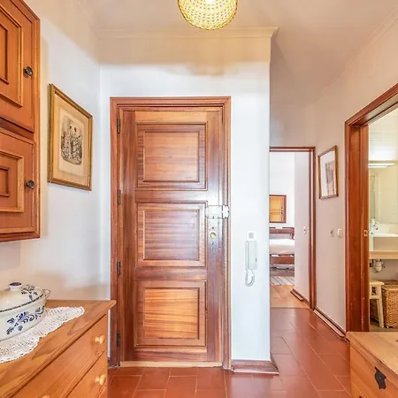 Guestready - Classic 'portuguese'-style In Sunny Apartman Cascais